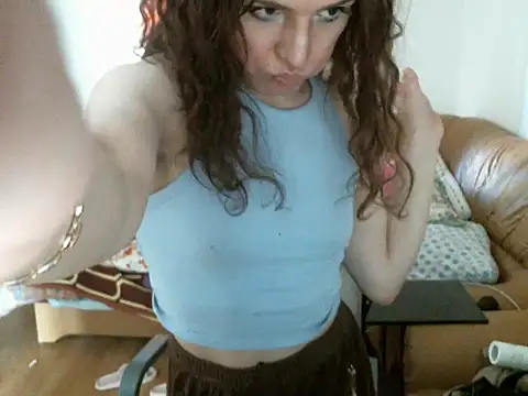 ludovika09 Show in webcam
