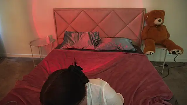 SinfulKittenn live XXX chat