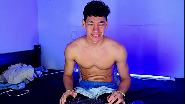 โชว์เว็บแคมของ Luke_Muscle