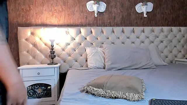MeryCoors Adlı Modelin Canlı XXX Sohbeti