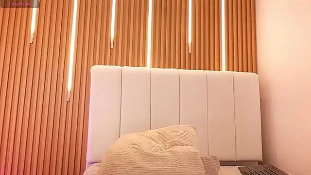 KimSensual_'s Live XXX Chat