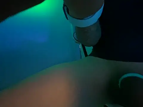 hpcouplee420's Live XXX Chat