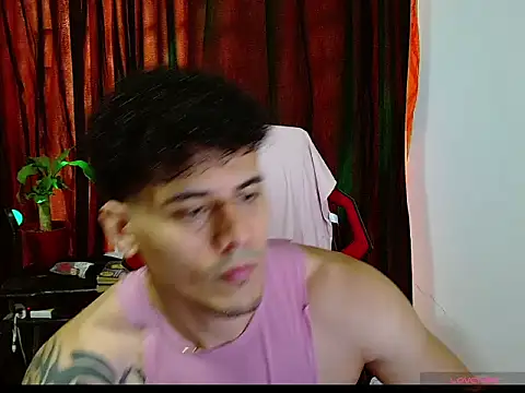 Logan0626 Show Webcam