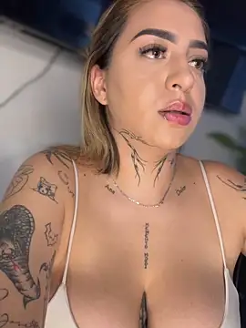 CarolQueen1_'s Live XXX Chat