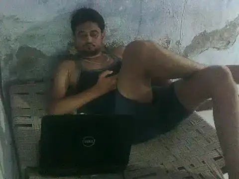 Chat +18 de ROCOGUJUBULL ao vivo