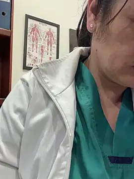 Show de Dr_Nathalia_28 na webcam