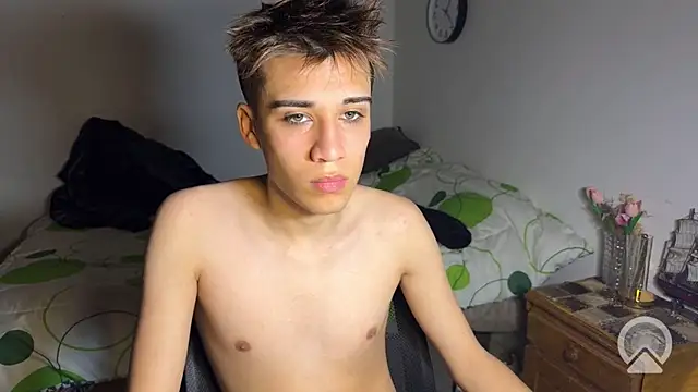 kevinnoff19 Show Webcam