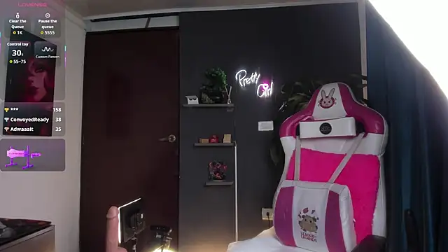 Emilyjhonson_01's Live XXX Chat