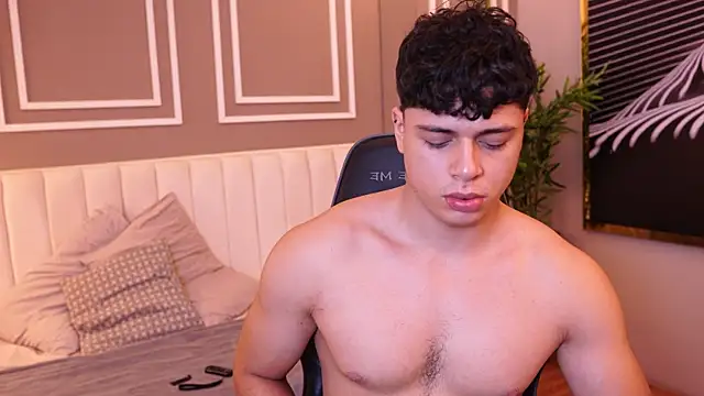 Chat XXX en directo de Ethan_occonor