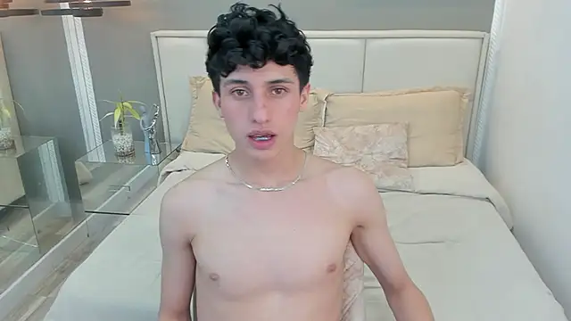thom_ames' Webcam Show