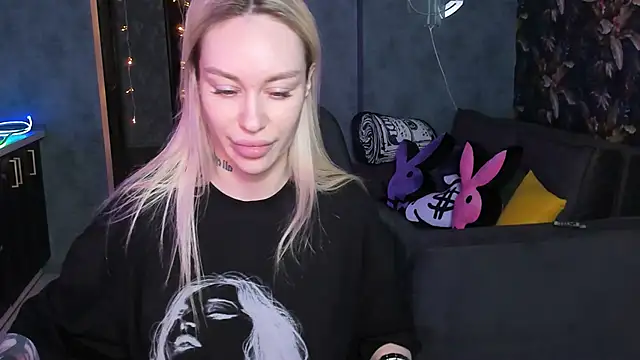 Blckmirrorr Live XXX-chat