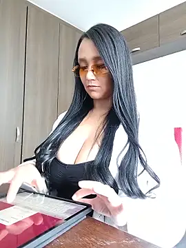 Esmeralda333のライブXXXチャット