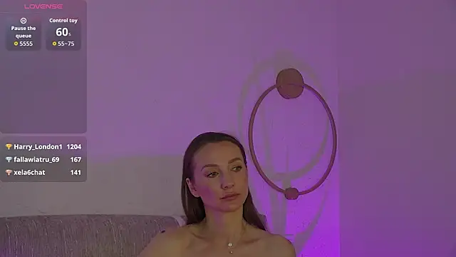 Eva_Devine Adlı Modelin Canlı XXX Sohbeti