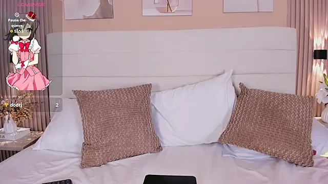 LisaLain Chat XXX in diretta