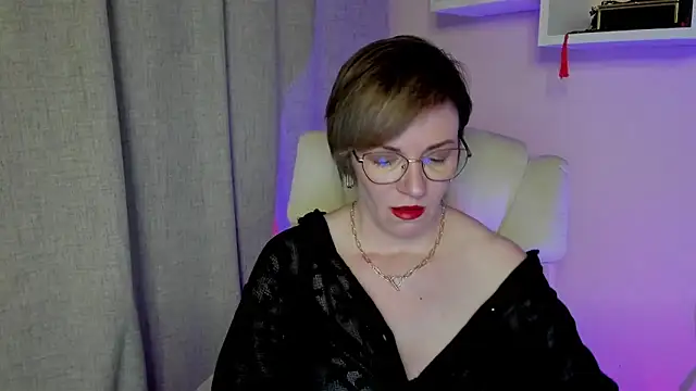 feliziaDesire 现场XXX聊天