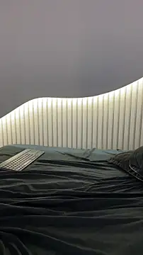 Zoebluntone live XXX chat
