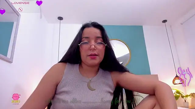 lucy_blue28 现场XXX聊天