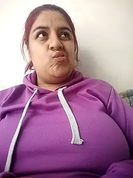 XXX chat uživo modela Hammy_sttt