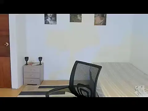 mateo_jack Adlı Modelin Canlı XXX Sohbeti
