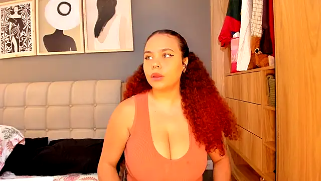 Chat XXX en directo de Bloom_Noor