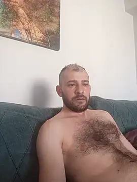 NiiiRvaNaa élő XXX-chatje