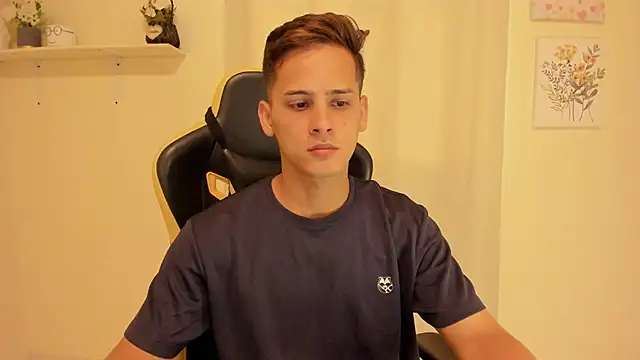 sexy_andres01 Adlı Modelin Web Kamerası Şovu