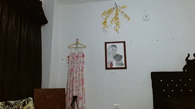 lovemee_30 Adlı Modelin Canlı XXX Sohbeti