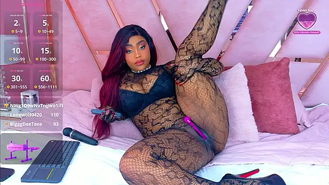 TiannahGlow Live XXX-chat