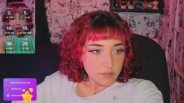 NickiYoung's Live XXX Chat