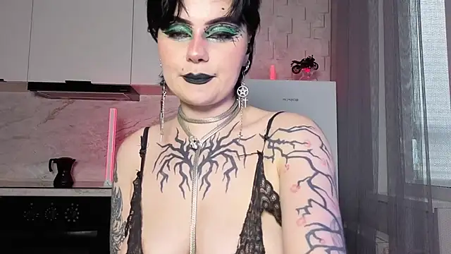 XXX chat uživo modela IntrigueYourDay