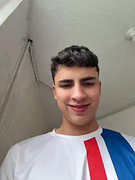 AdrianRinaldi Live XXX Chat