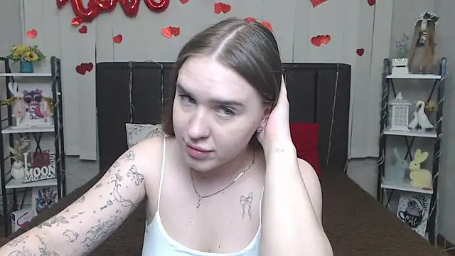 Chat +18 de LauraHlot ao vivo