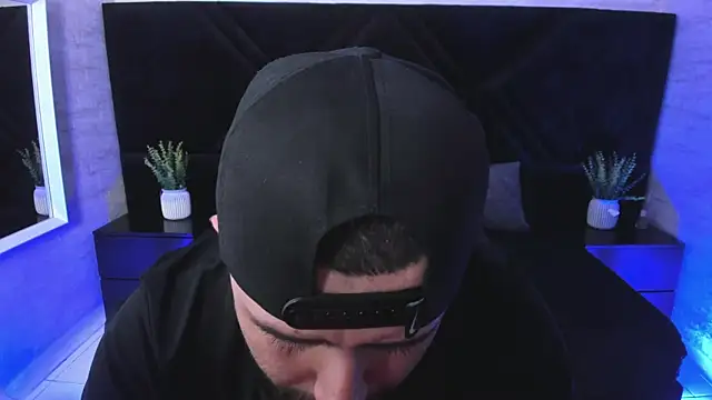 jhon_bear03 Chat XXX live
