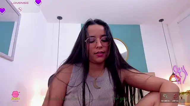 lucy_blue28's Live XXX Chat