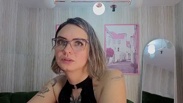 Онлайн чат XXX zarcasutra_t