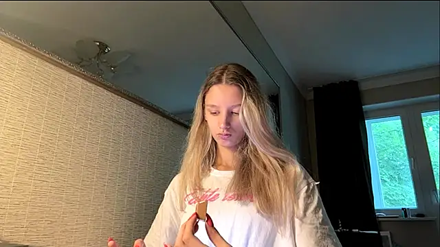 Tiffany_Blom Webcam show
