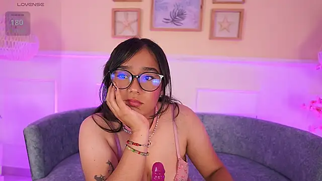VioletJoness_'s Live XXX Chat