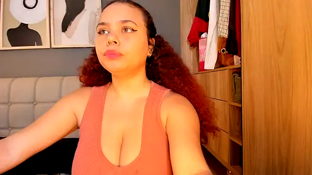 Chatroom XXX en direct de Bloom_Noor