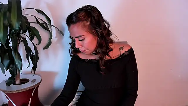 دردشة im_amber الجنسية المباشرة