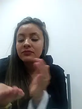 Czat XXX na żywo – CynthiaMore
