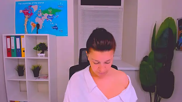 AnaMills live XXX chat