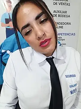 MAYE__13's Webcam Show