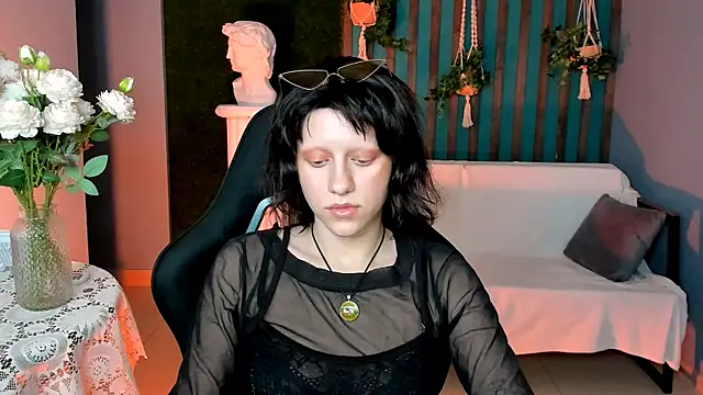 LidaDarknet's Live XXX Chat