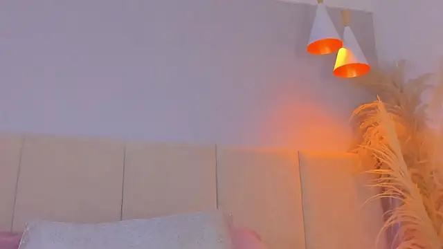 aprilebony_ Live XXX Chat
