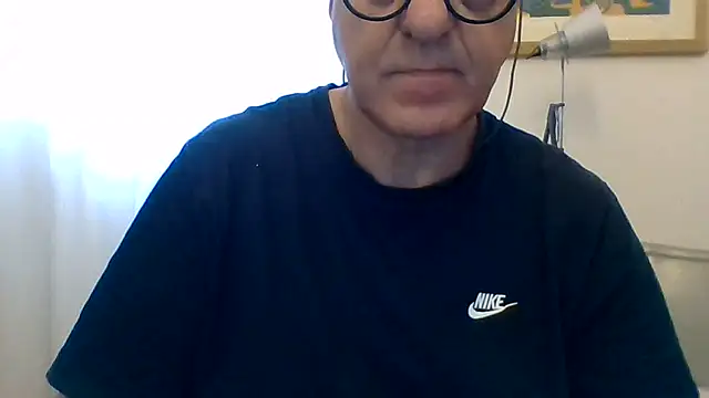 Show modela ANONIMO7735 na web-kameri