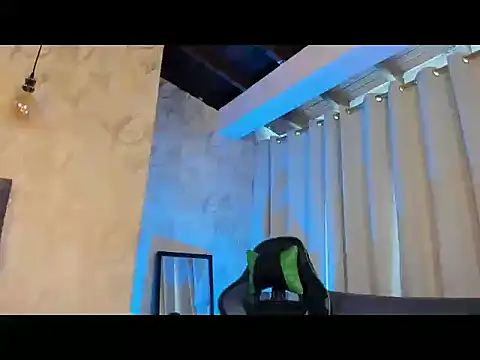 RONNY_COLTON Chat XXX in diretta