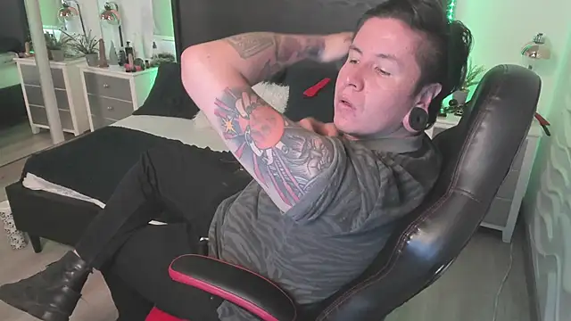 Вебкам-шоу inkedsinners_