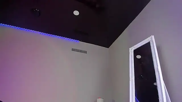 AlbaLimory Adlı Modelin Canlı XXX Sohbeti