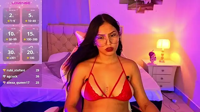 Živý XXX chat naomifire_