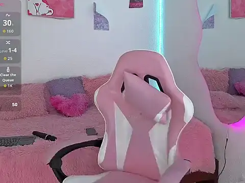 anisha_vela 现场聊天室